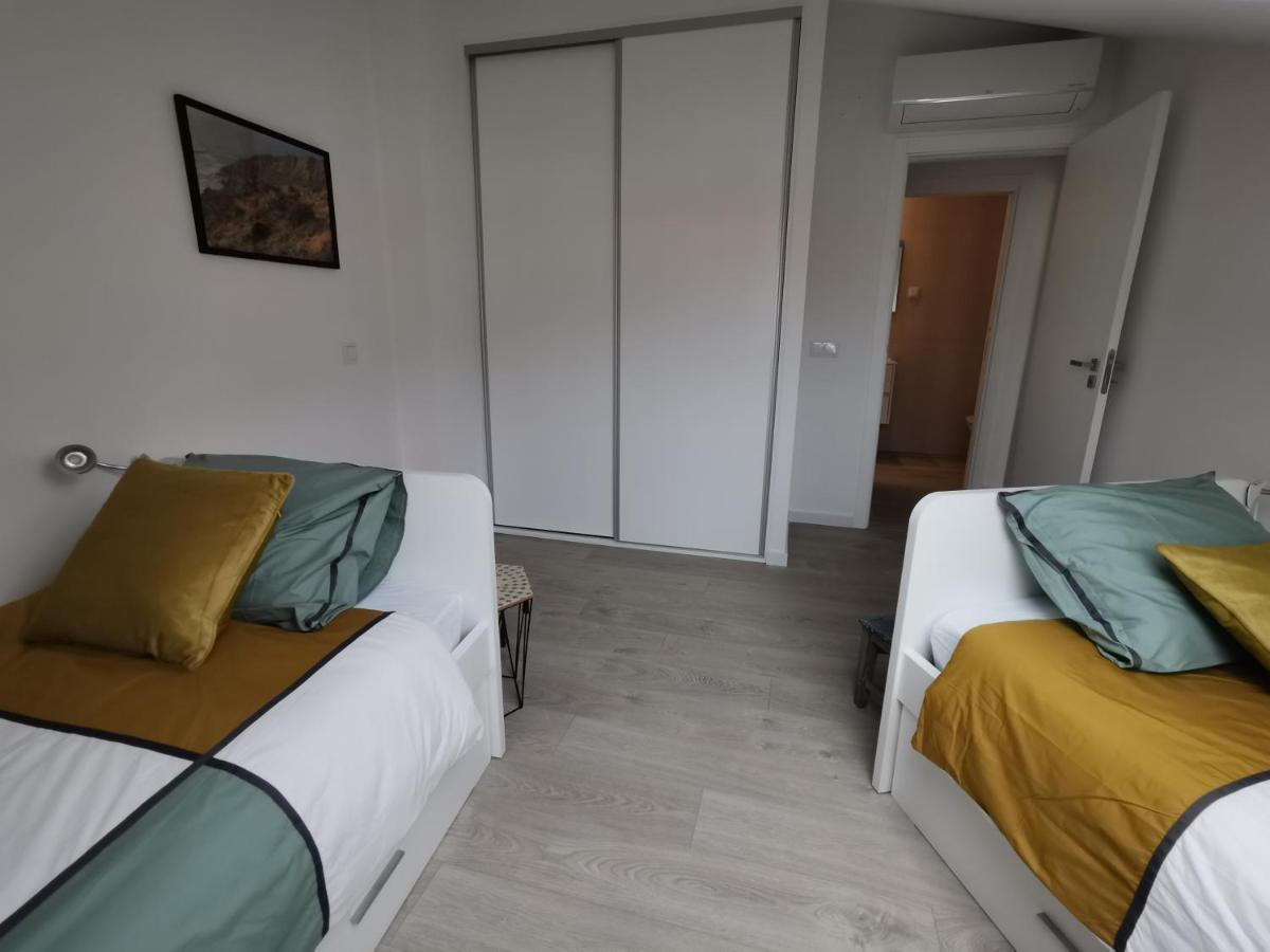 Casa Na Onda Elevador Apartment Nazare Bagian luar foto