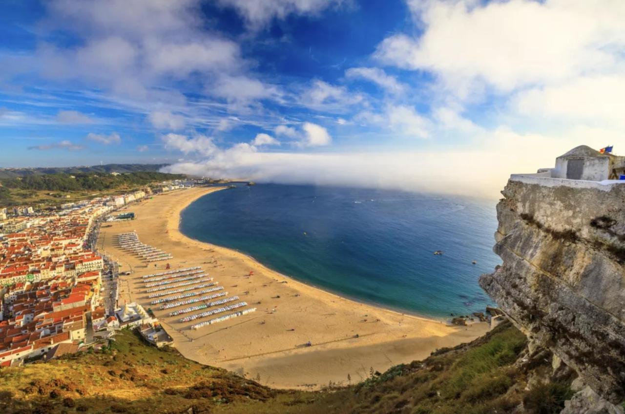 Casa Na Onda Elevador Apartment Nazare Bagian luar foto